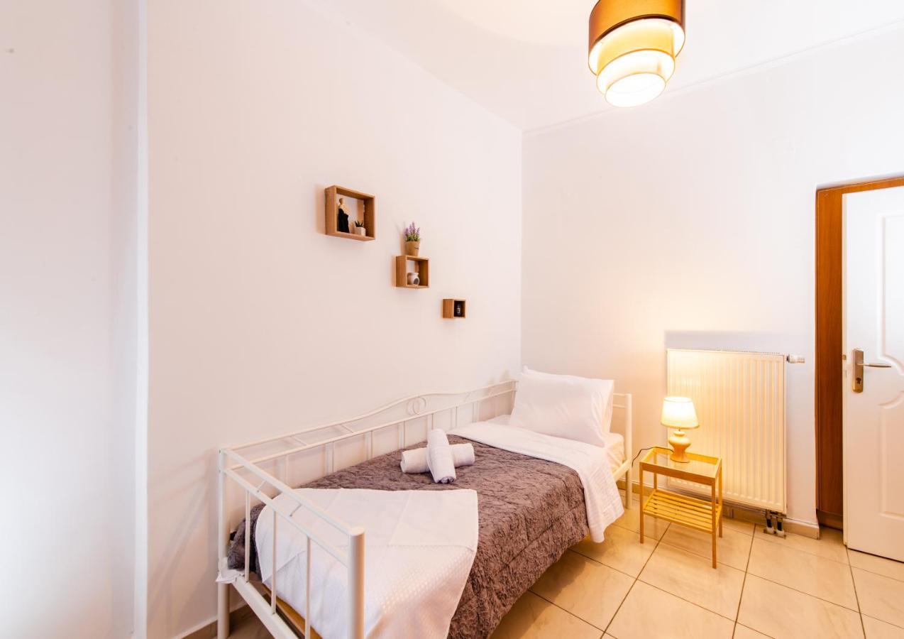 Yiannis Suite Santorini Firá Buitenkant foto